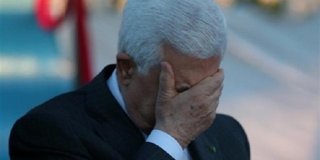 Filistin Başkanı Gözyaşlarını Tutamadı